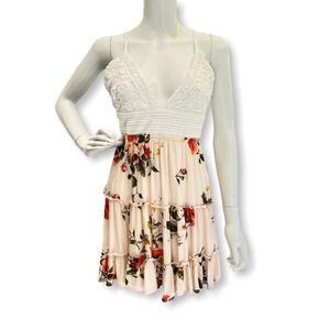 𝅺vine Valley Lace and Floral Cutout Babydoll Dress